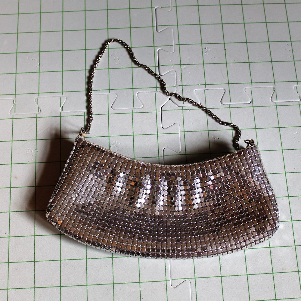 La Regale Silver Mesh Evening Bag
